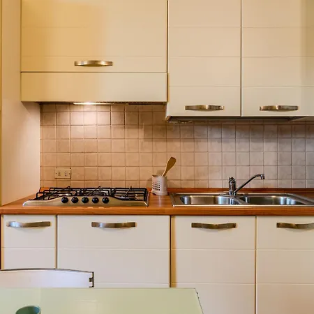 Apartamento Lavinia By Interhome